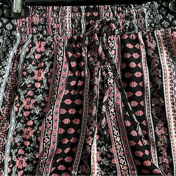 Joe B Womens Rayon Shorts, size L - Picture 2 of 3
